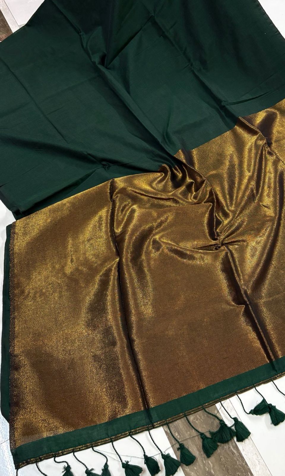 HOK8905- UNNATI - DARK GREEN