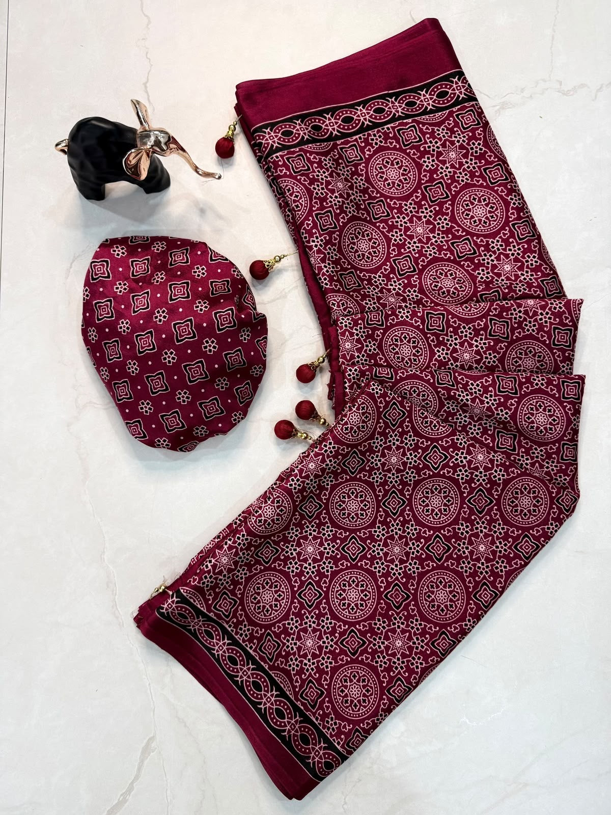 HOK138-01- Sobhita- Light Maroon