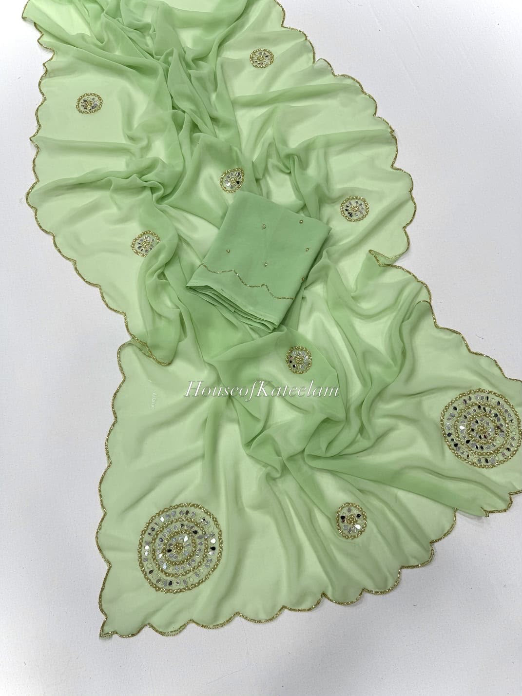 HOK128-02- Saloni- Green