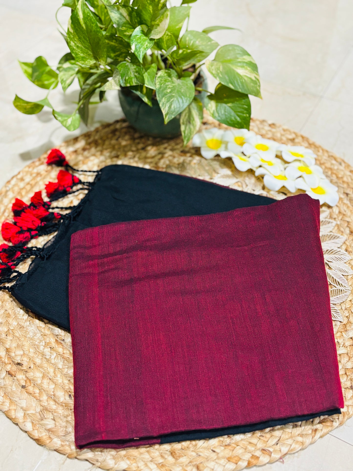 MALIKA KHADI Black & Red