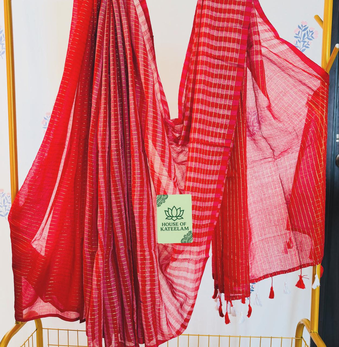 HOK2711- Onam Kasavu- Red Checks Gold