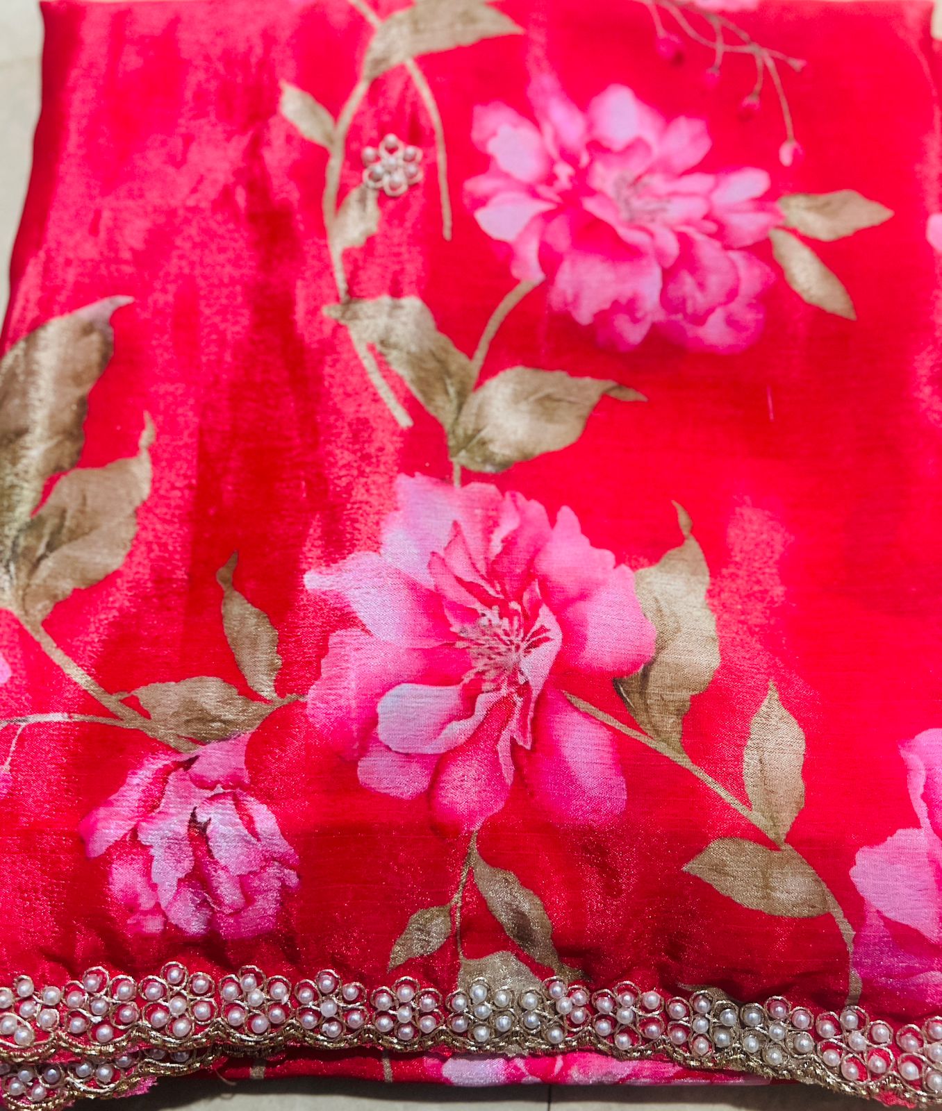 HOK7201- Kaveri- Red With Black Blouse