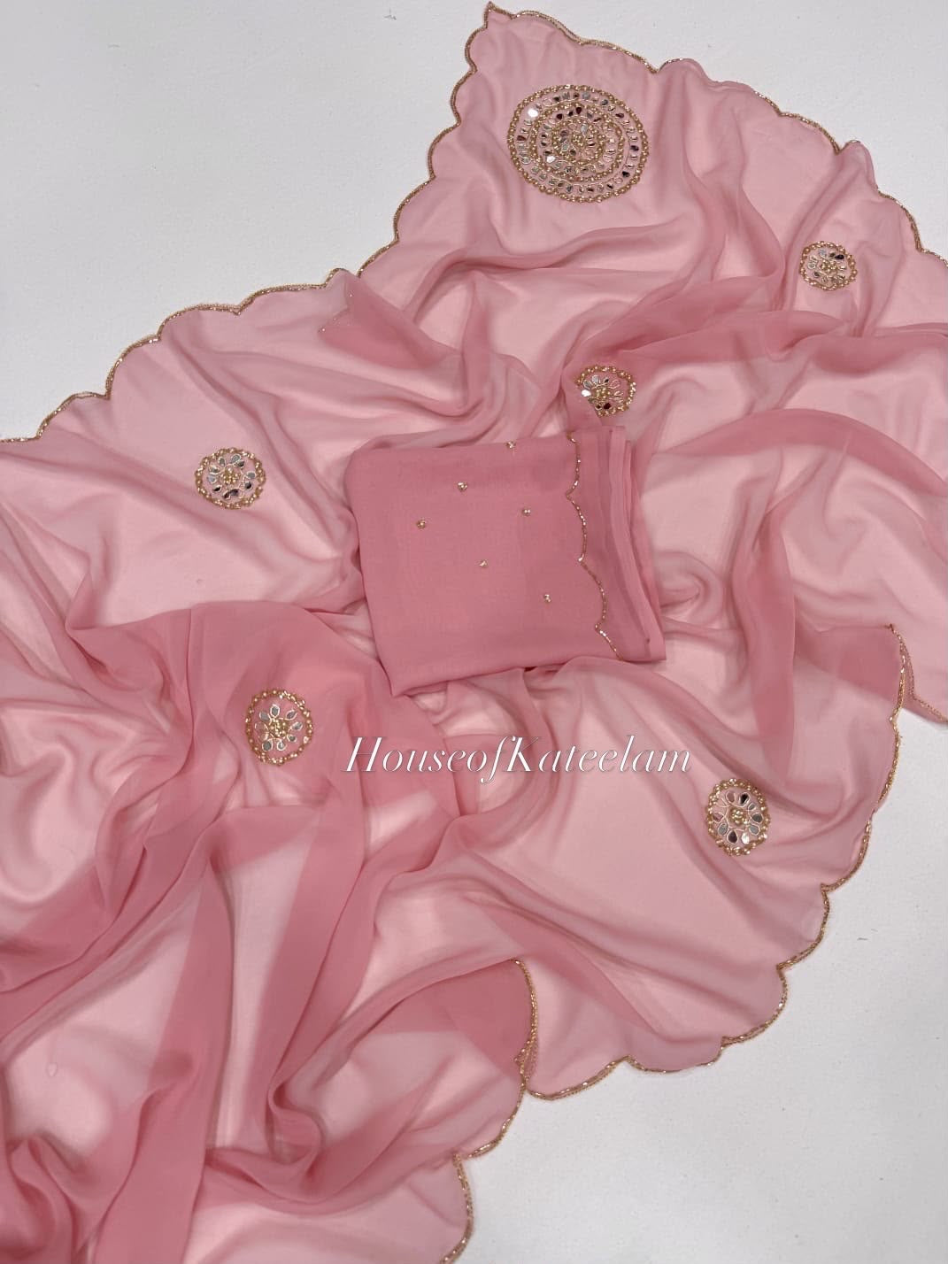 HOK128-03- Saloni- Peach