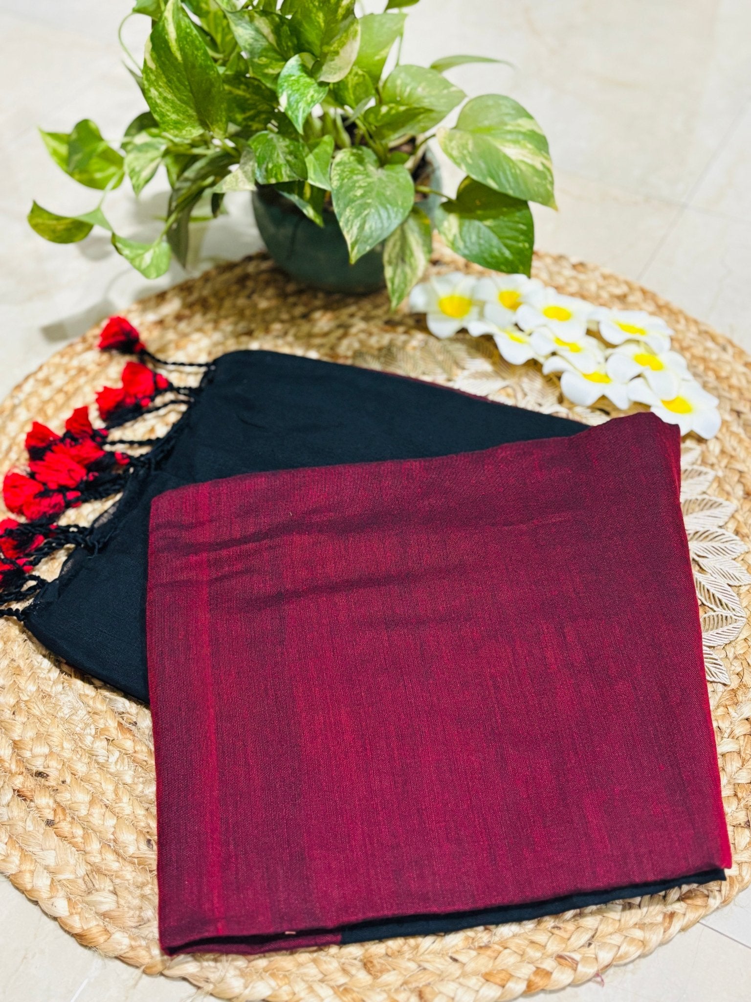 HOK0706 - Malika Khadi - Black & Red - House of Kateelam