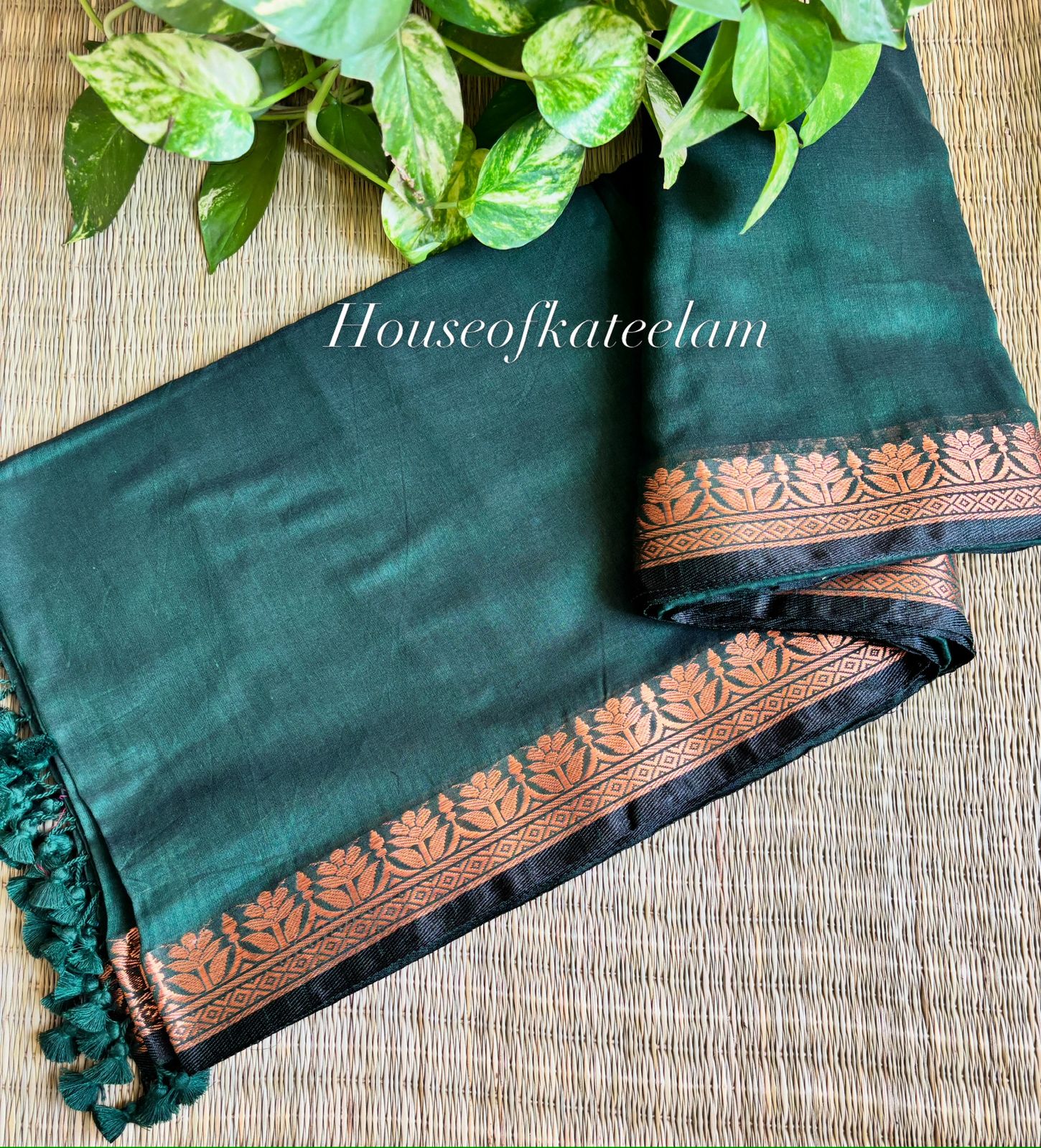 HOK10005 - Aadhya - Bottle green - House of Kateelam