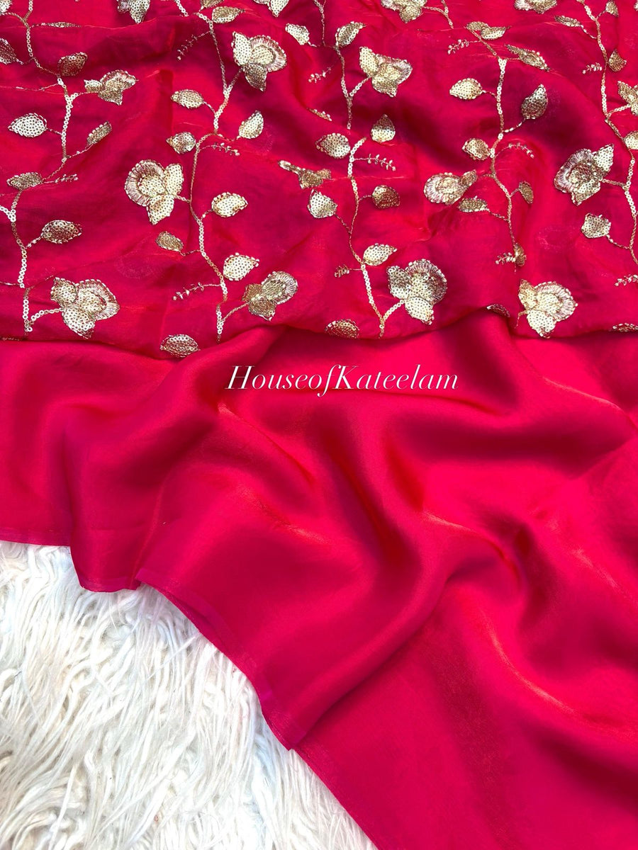 HOK105-02- Lisa- Red