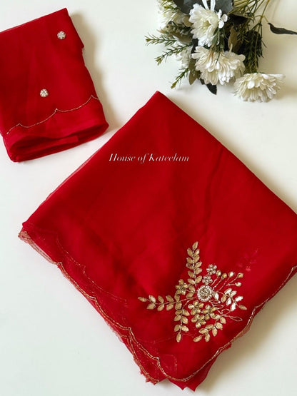 HOK111 - 02 - Tarinika - Red - House of Kateelam