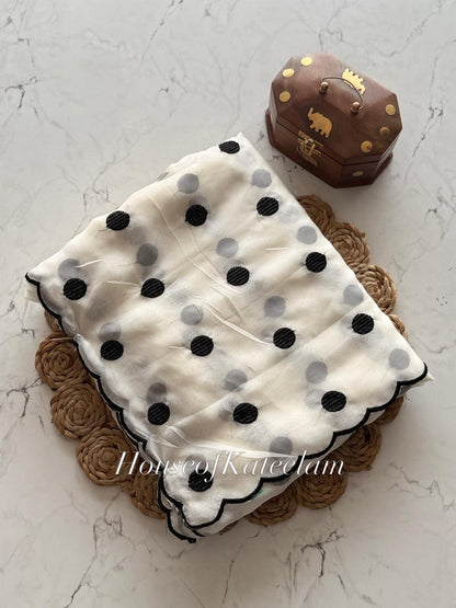 HOK115 - 03 - White & Black - House of Kateelam