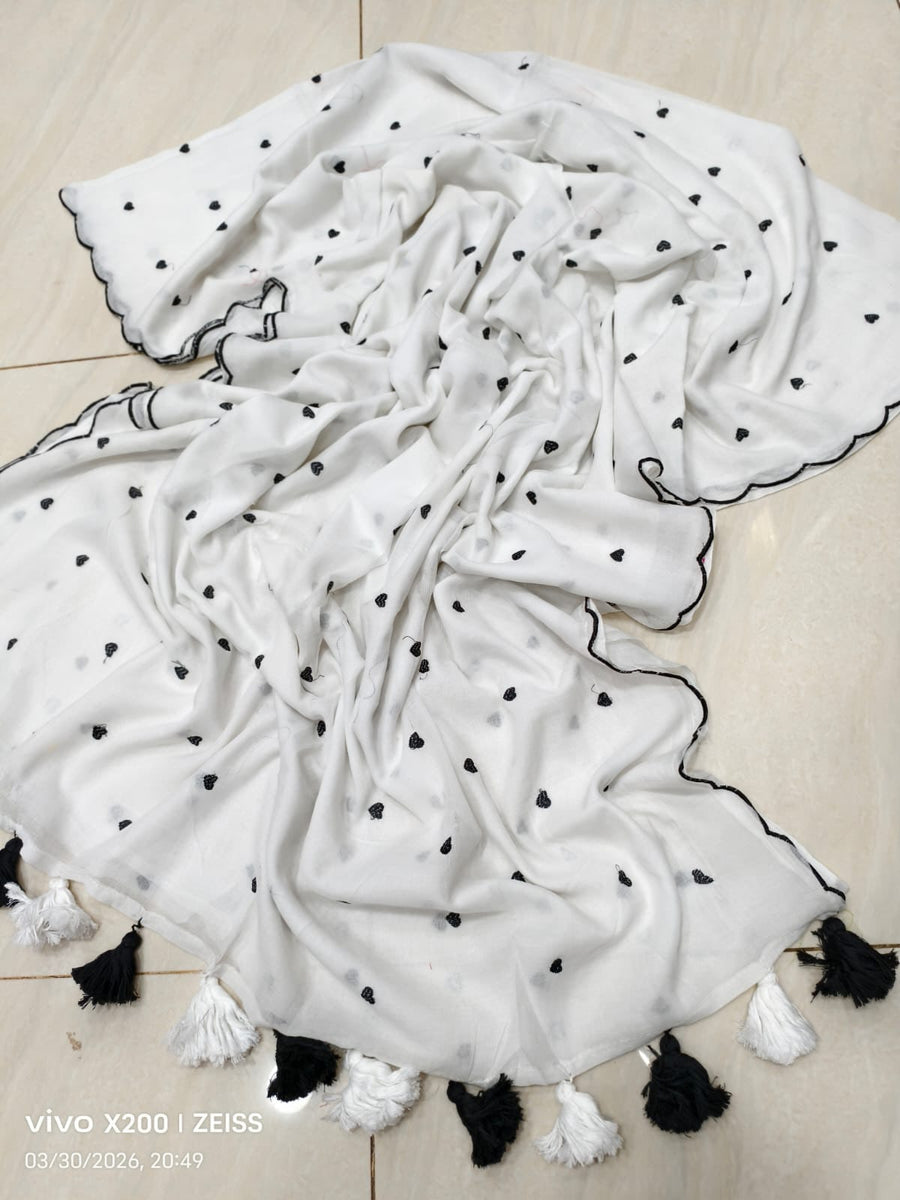 HOK117-03- Dilruba- White & Black