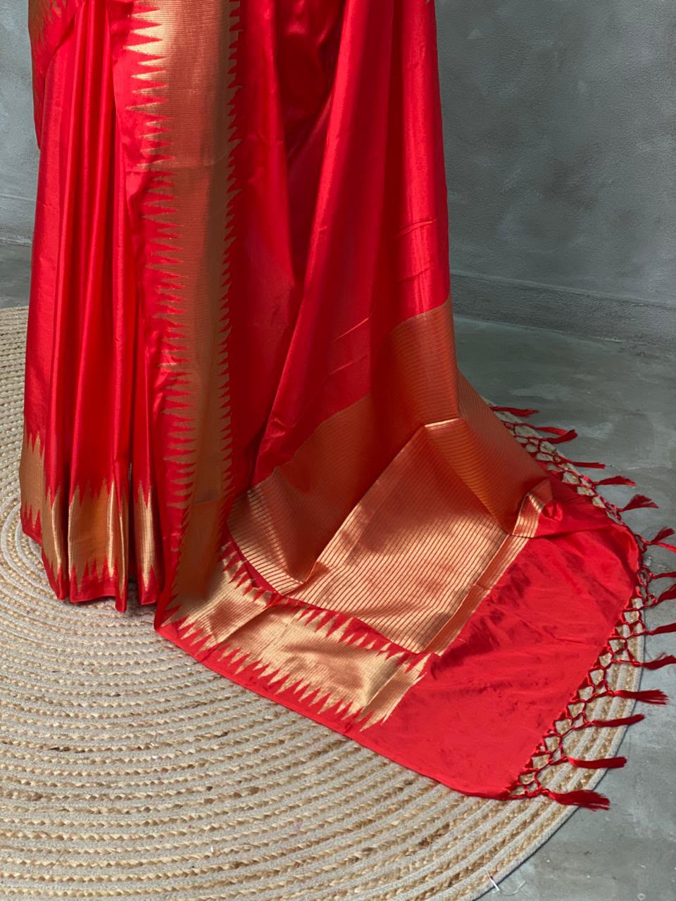 HOK119-05- Sukanya- Red - House of Kateelam