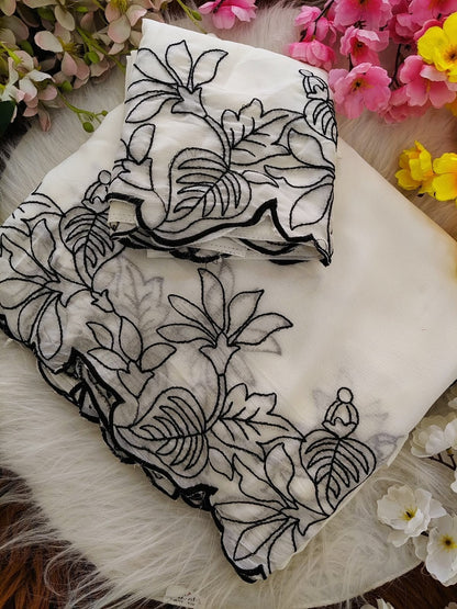 HOK122-01- Carol- White & Black - House of Kateelam