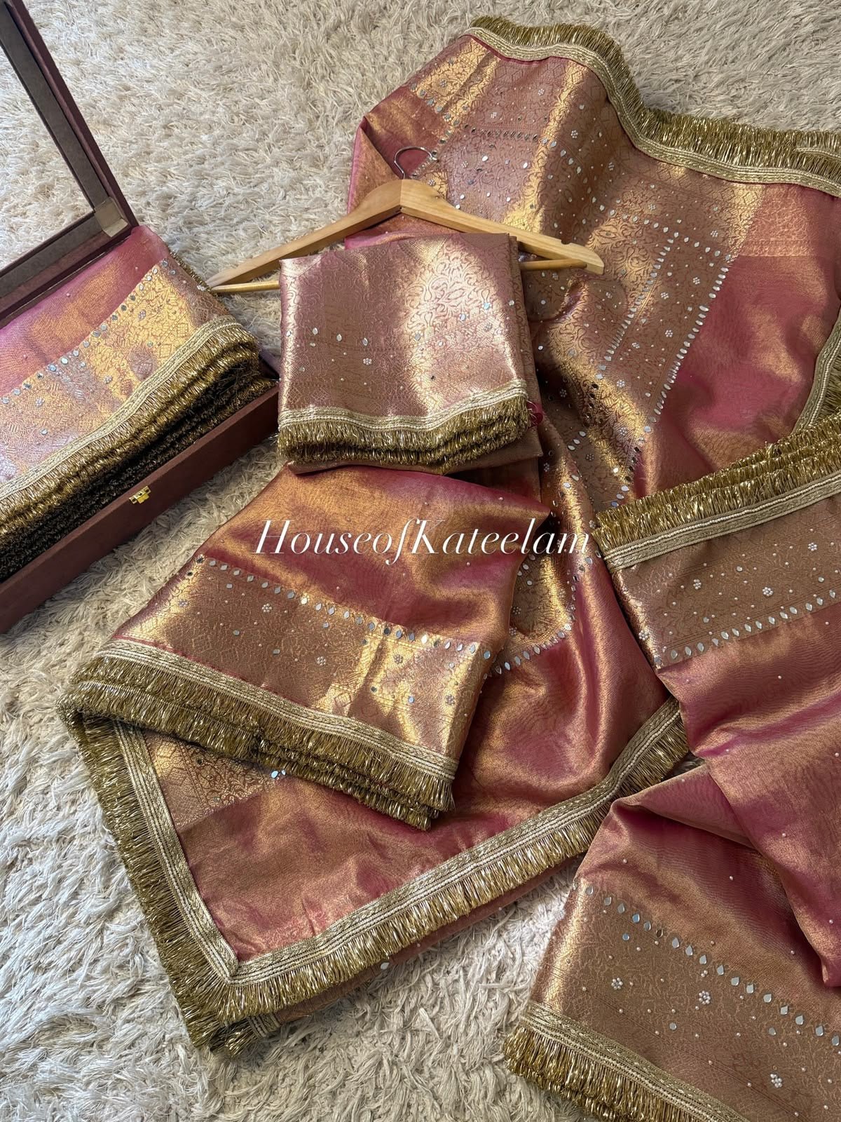 HOK127-01- Dulhan- Pink & Gold - House of Kateelam