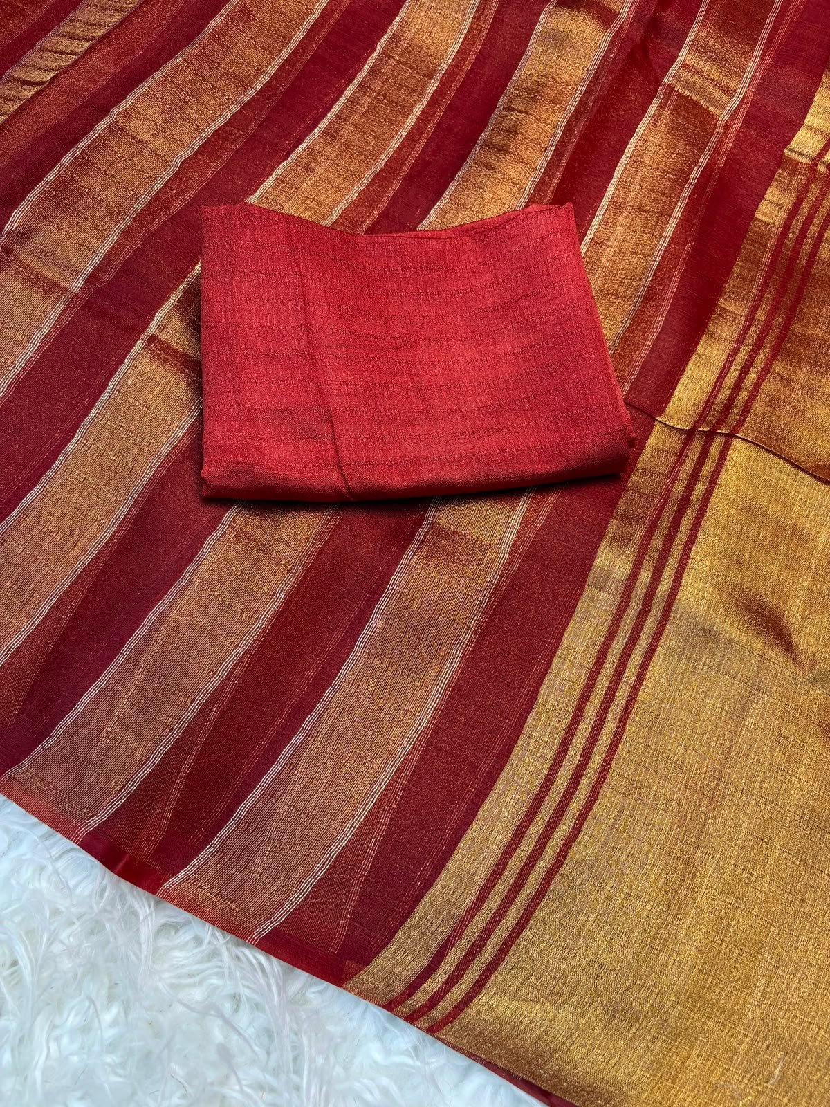 HOK151-02- Alma- Red - House of Kateelam