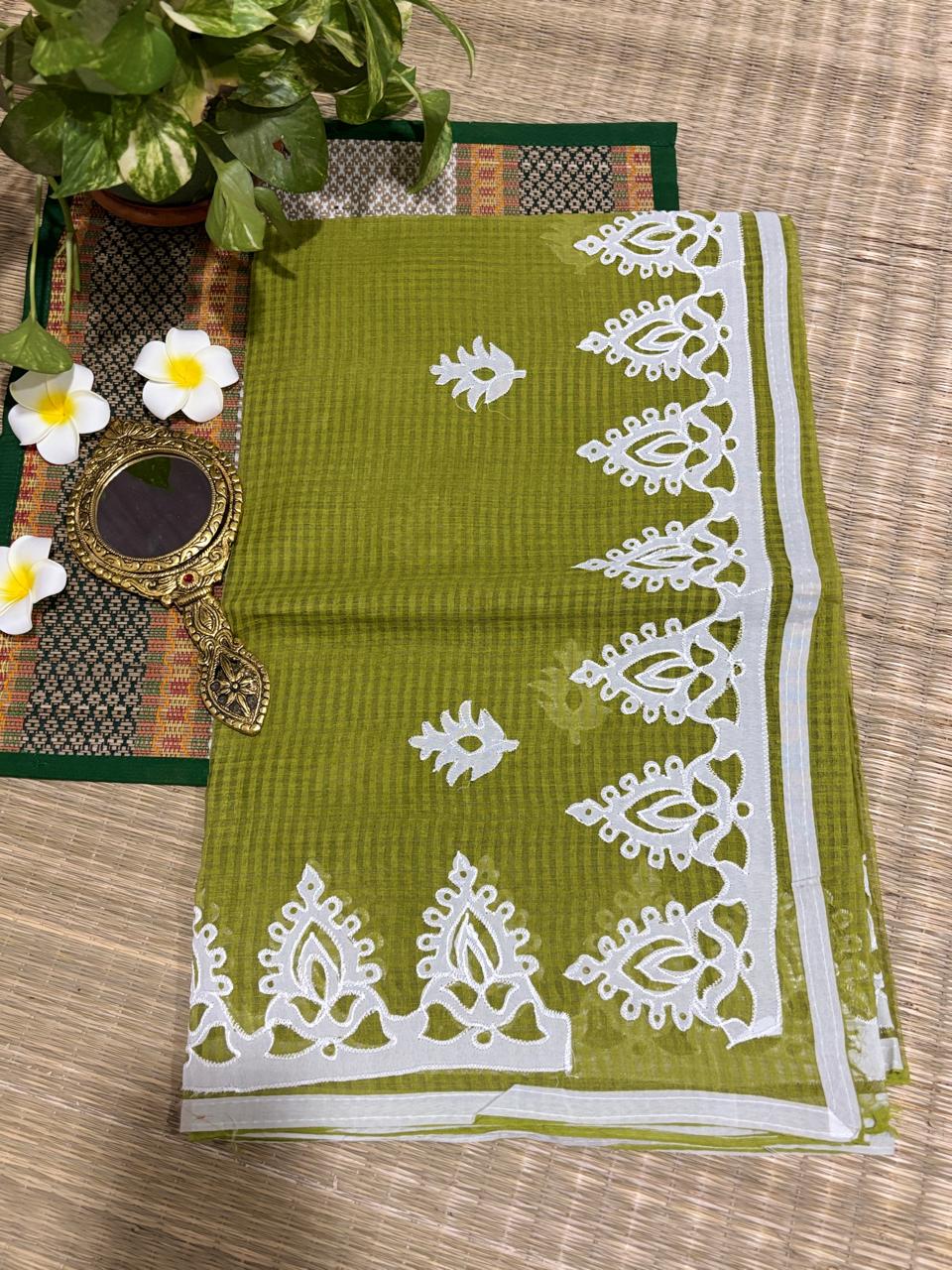 HOK2304 - Basanti - Green & White - House of Kateelam