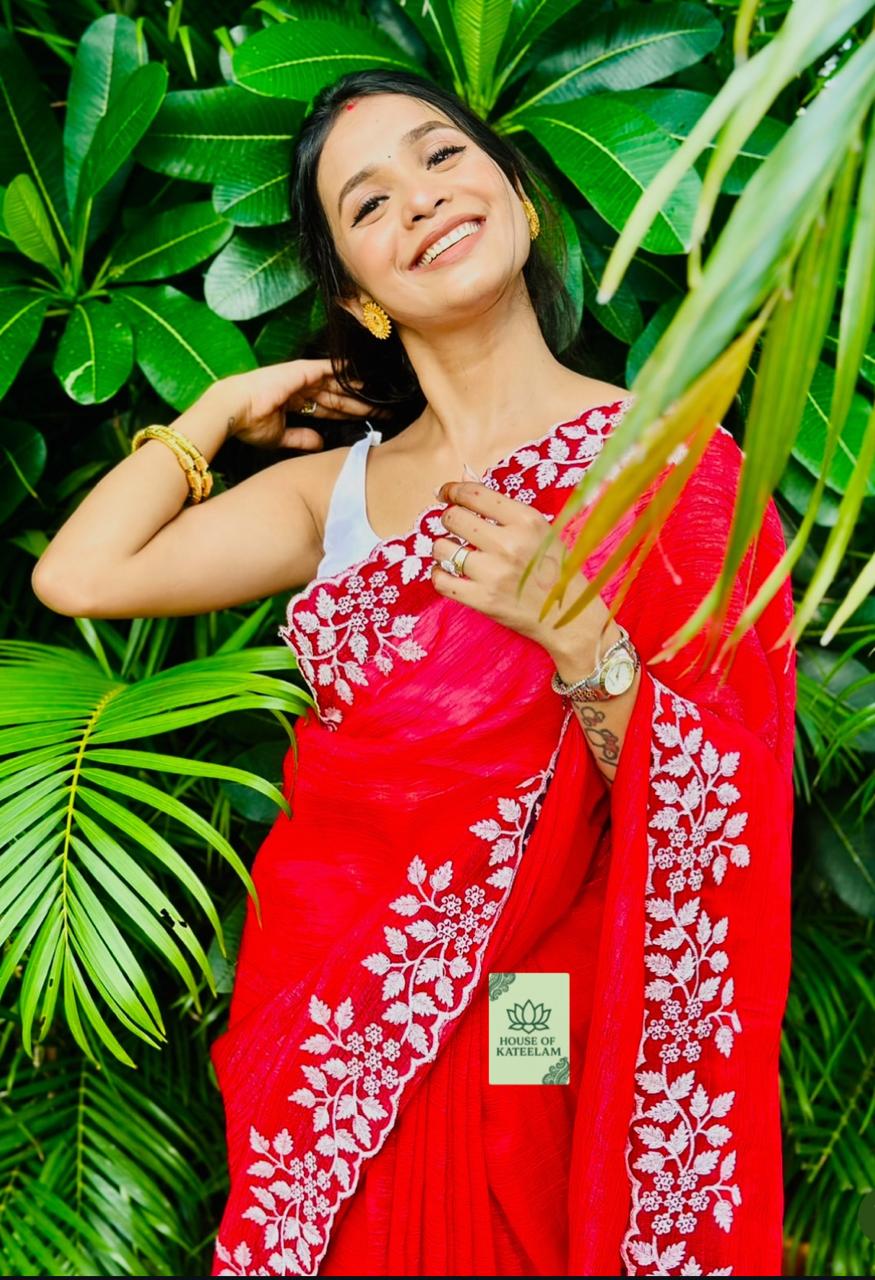 HOK4102 - Manjari - Red with White - House of Kateelam