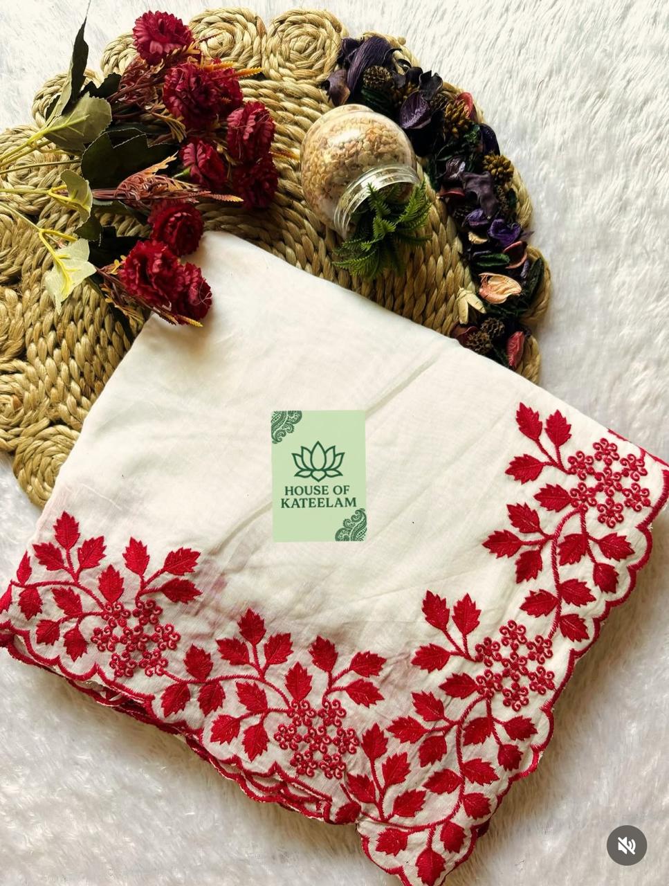 HOK4104 - Manjari - White & Red - House of Kateelam