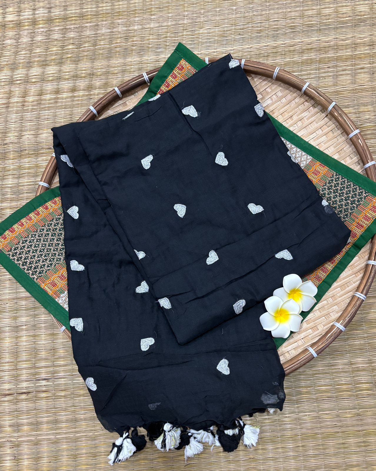HOK7103 - Prema - Black with White Heart - House of Kateelam