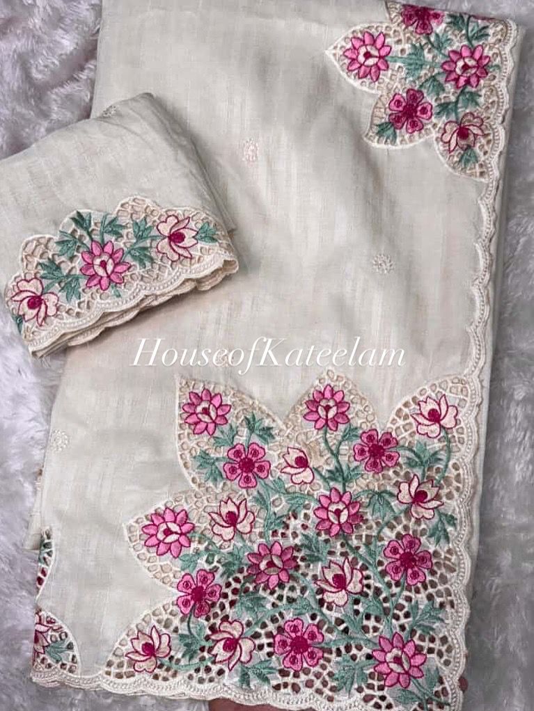 HOK9101 - Ishwari - White - House of Kateelam
