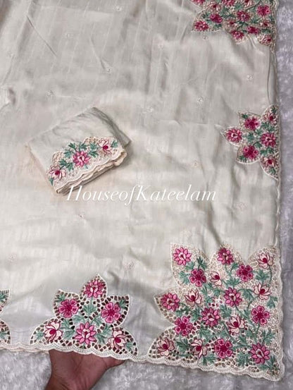HOK9101 - Ishwari - White - House of Kateelam